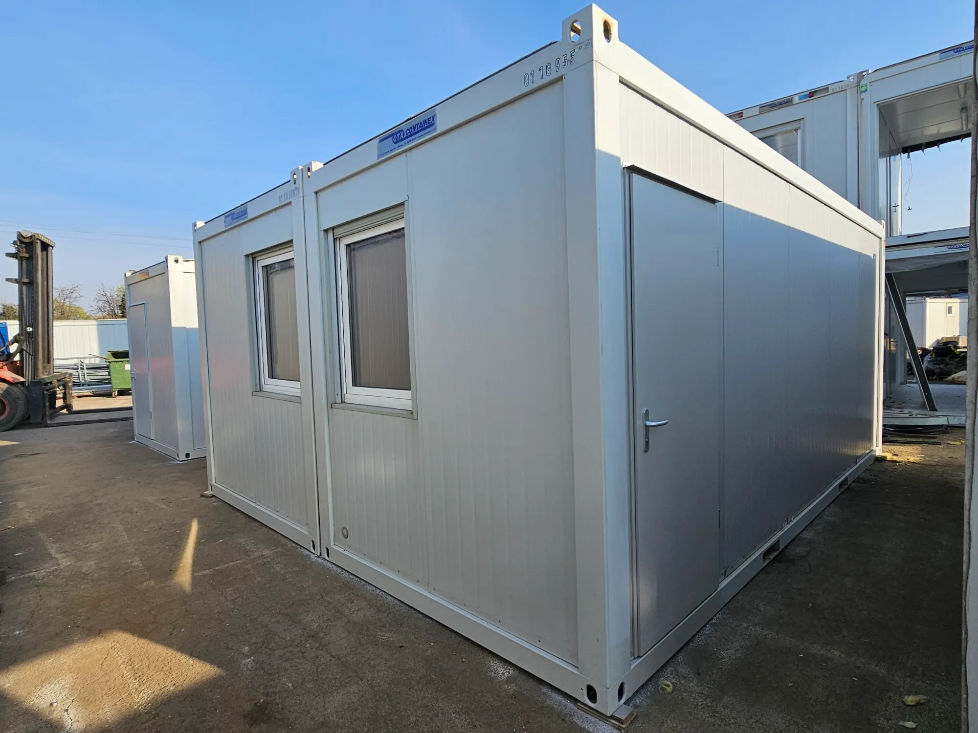 Containex Classic Line extra szigetelésű dupla irod…