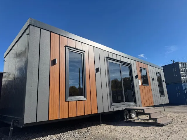 10m x 3m lux mobilház