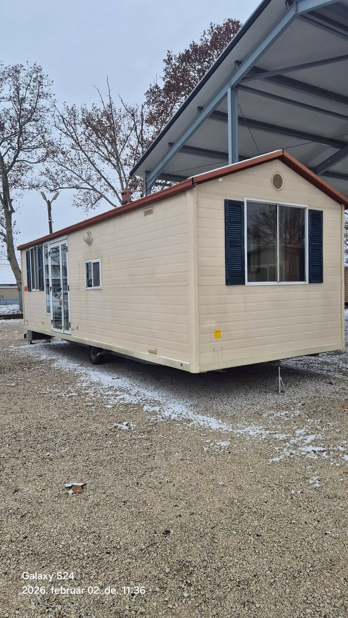Shelbox Mobilház 24 m2