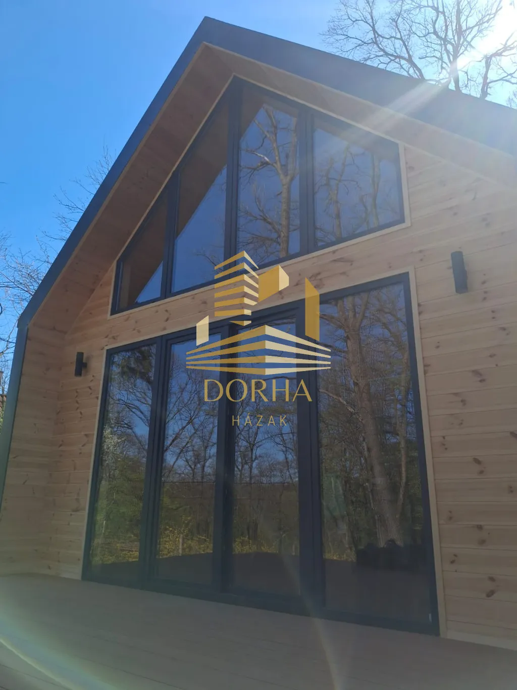 Mobilház 0001, 50 m², üvegoromzattal